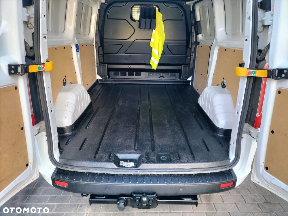 Ford TRANSIT CUSTOM - 12