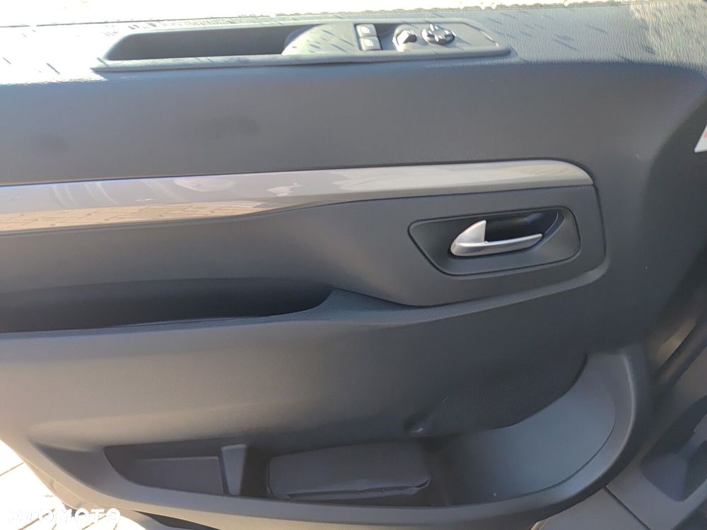 Opel Zafira - 26