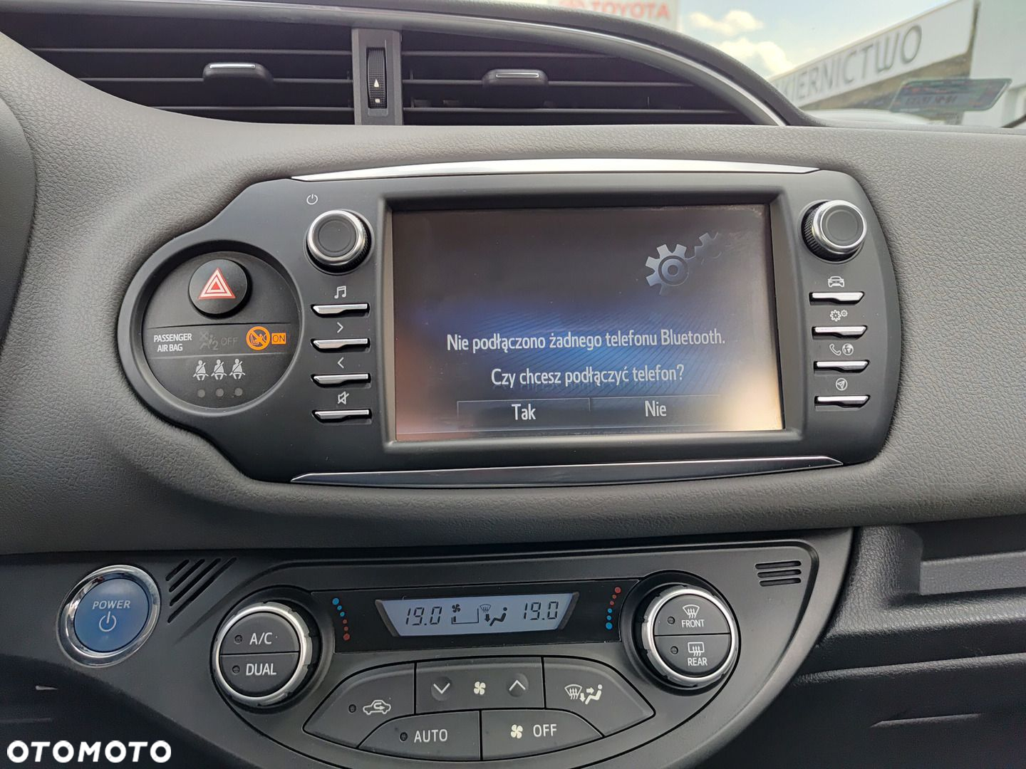 Toyota Yaris - 14