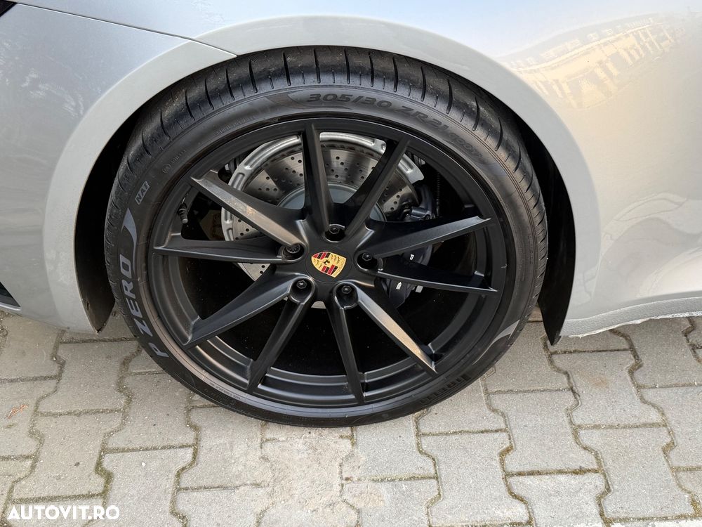 Porsche 911 - 10