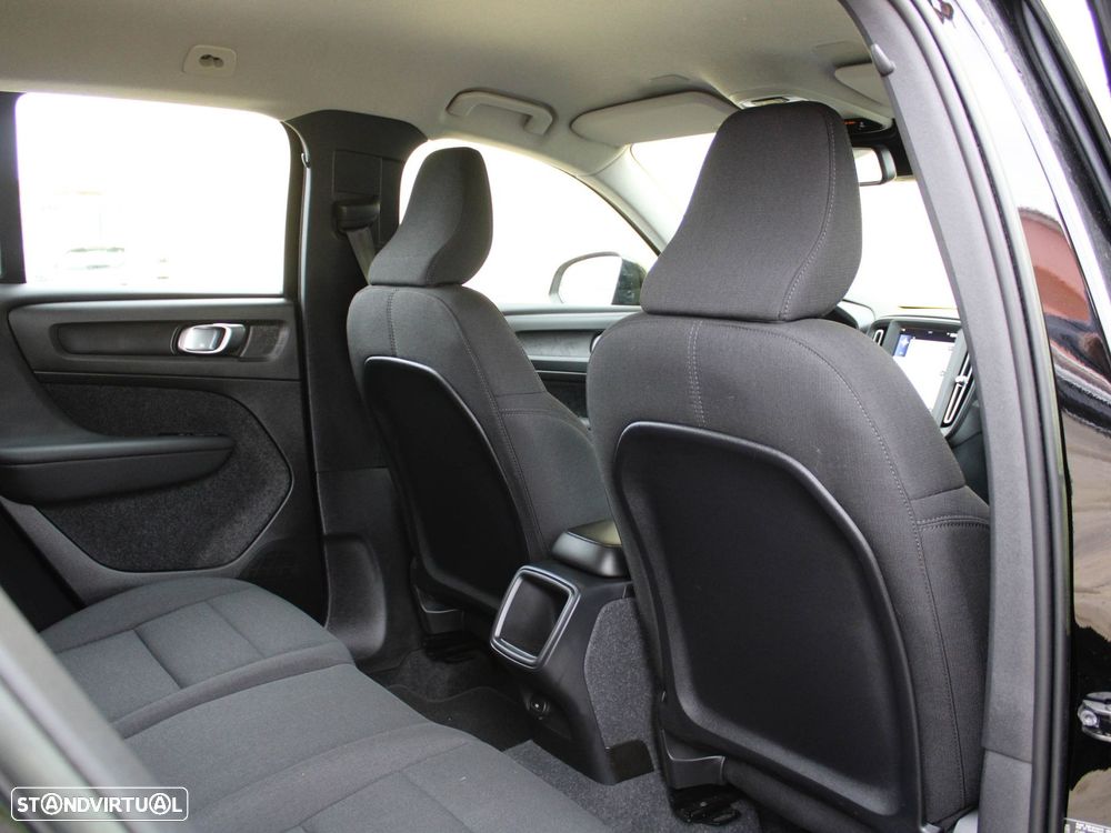 Volvo XC 40 1.5 T2 Essential Auto - 52