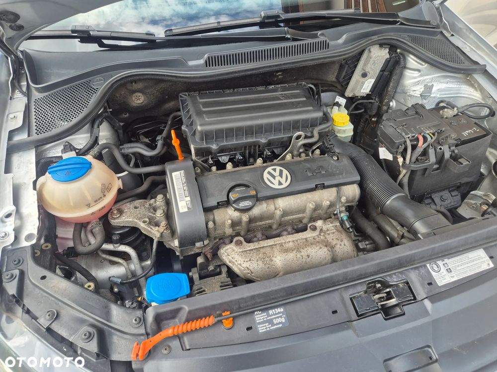 Volkswagen Polo 1.4 Comfortline - 23
