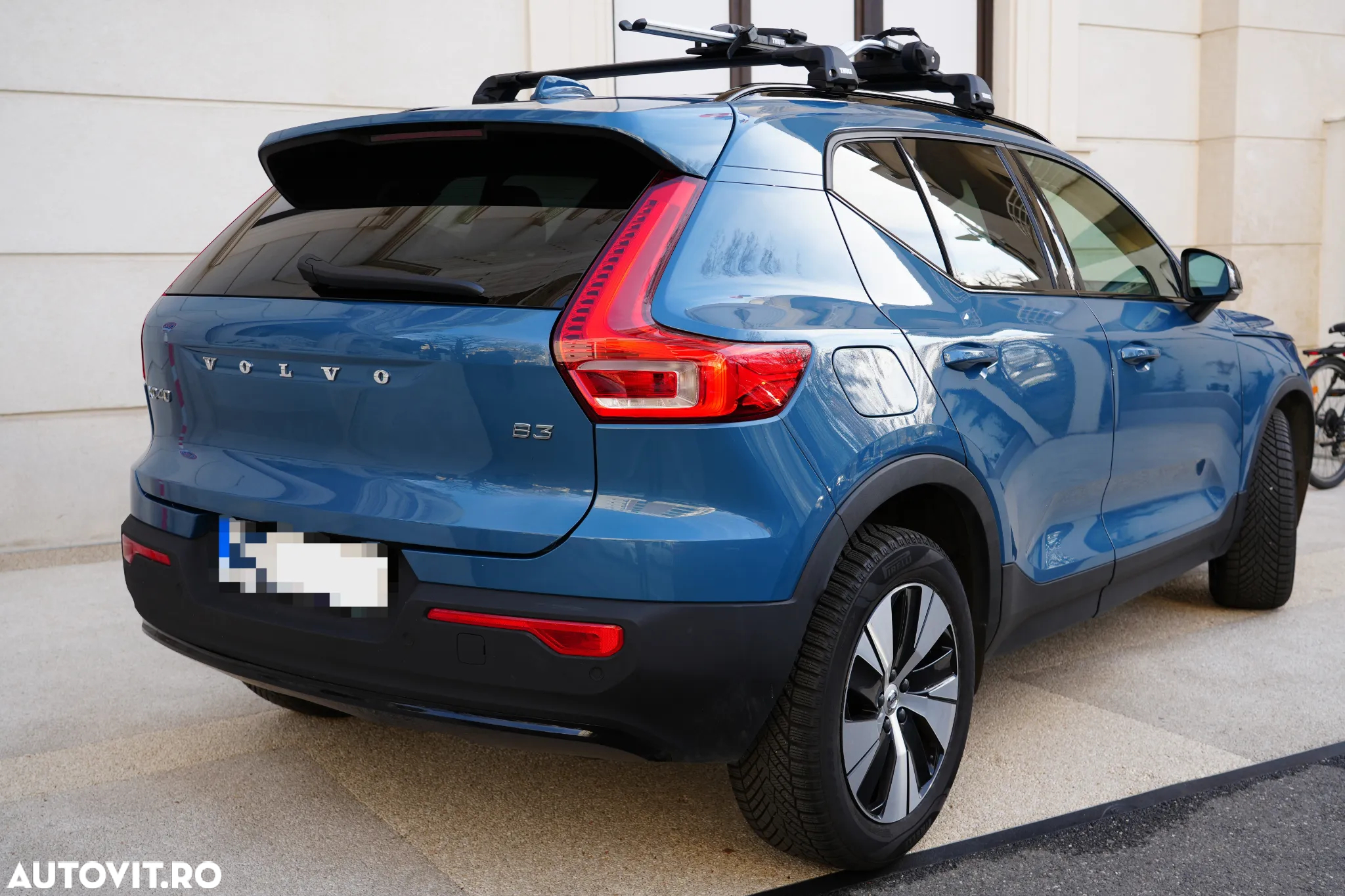 Volvo XC 40 B3 AT FWD MHEV Plus Dark - 4