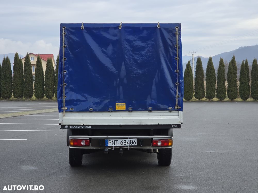 Volkswagen Transporter - 11