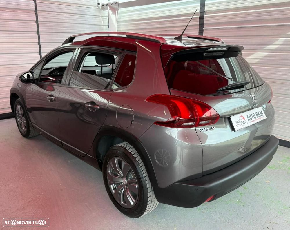 Peugeot 2008 1.2 PureTech Style - 3