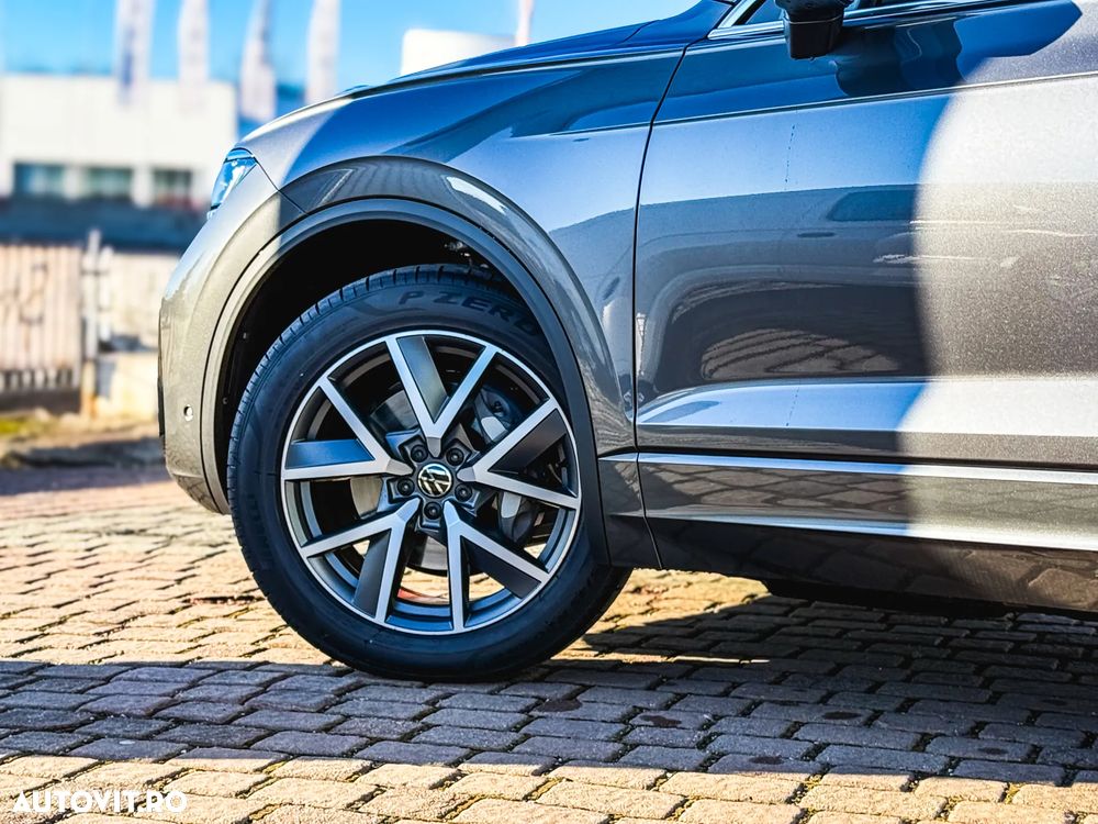 Volkswagen Touareg V6 TDI 4MOTION Elegance - 8