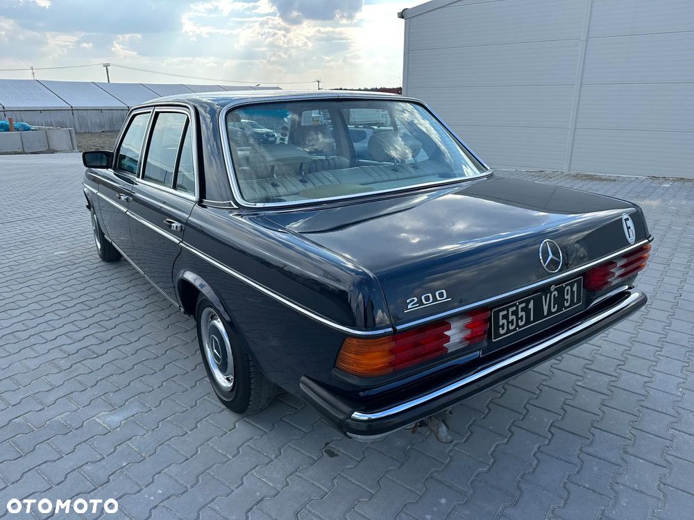 Mercedes-Benz W123 - 9