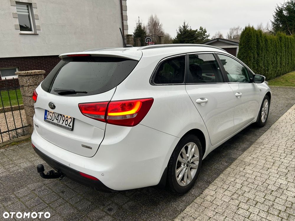 Kia Ceed 1.6 CRDi 136 ISG GT Line - 20