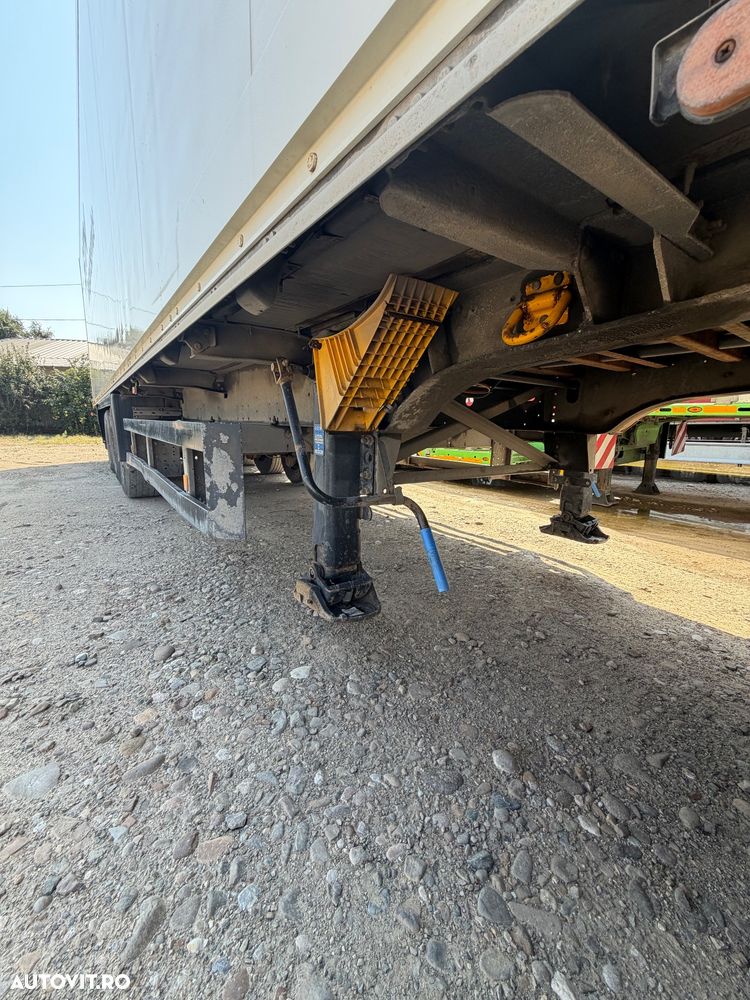 Schmitz Cargobull Sko24 - 9