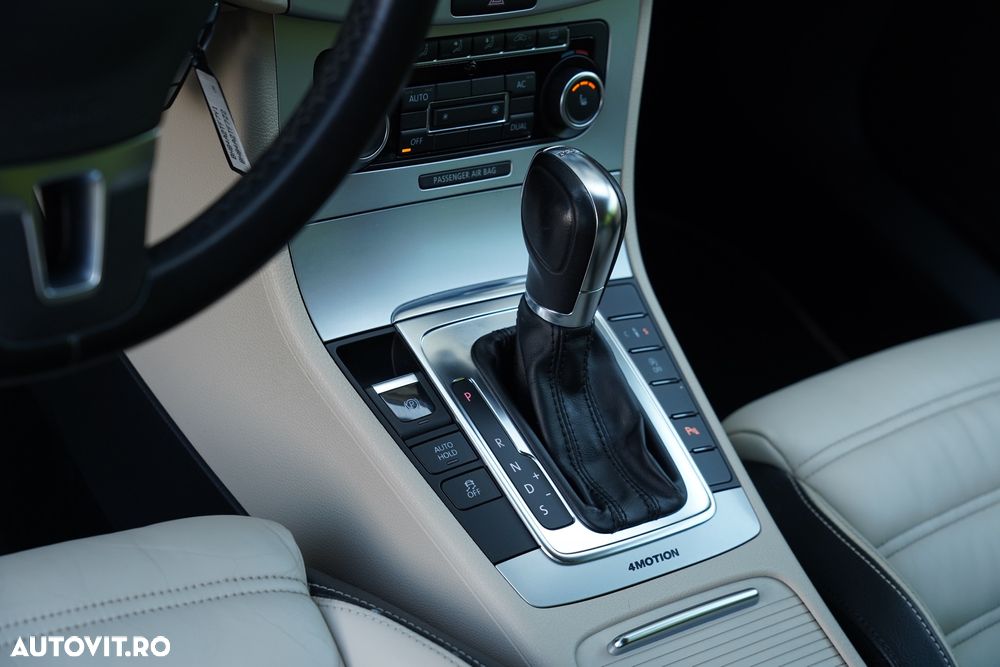 Volkswagen Passat CC 2.0 TDI BMT DSG 4Motion - 11