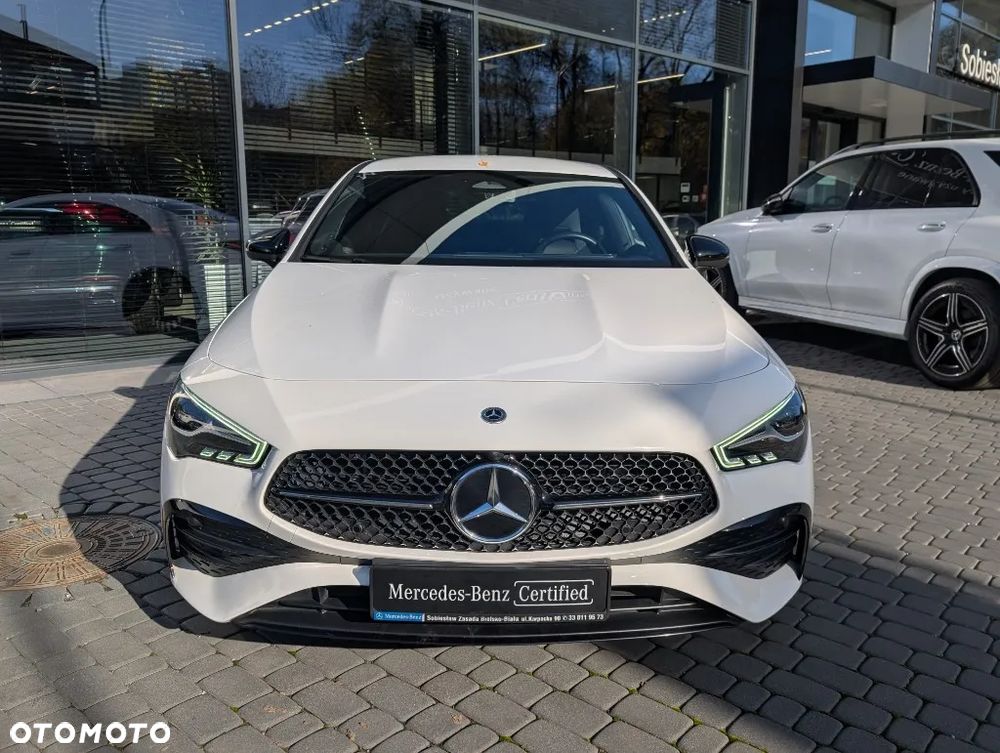 Mercedes-Benz CLA 200 AMG Line 7G-DCT - 3