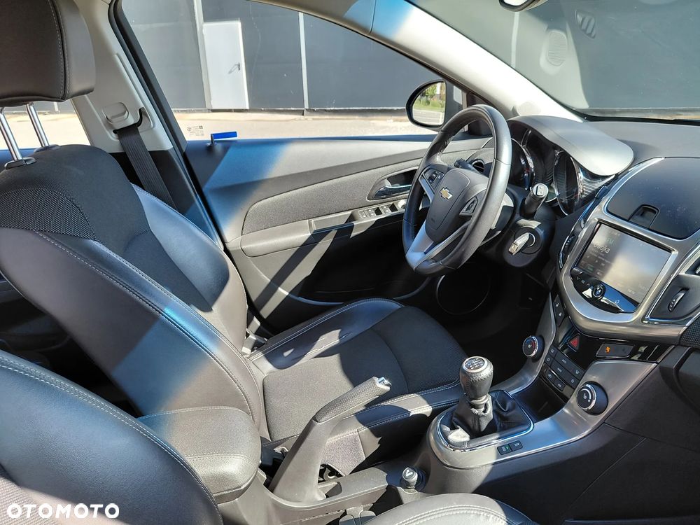 Chevrolet Cruze 1.4 T LTZ - 16