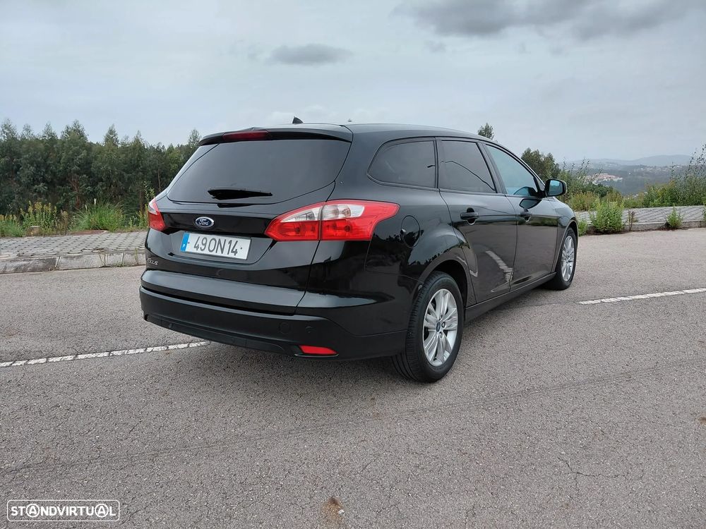 Ford Focus SW 1.6 TDCi DPF Titanium - 3