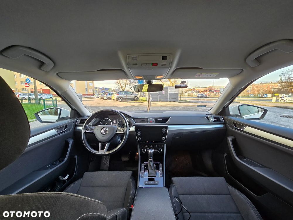 Skoda Superb 2.0 TDI Ambition DSG7 - 11