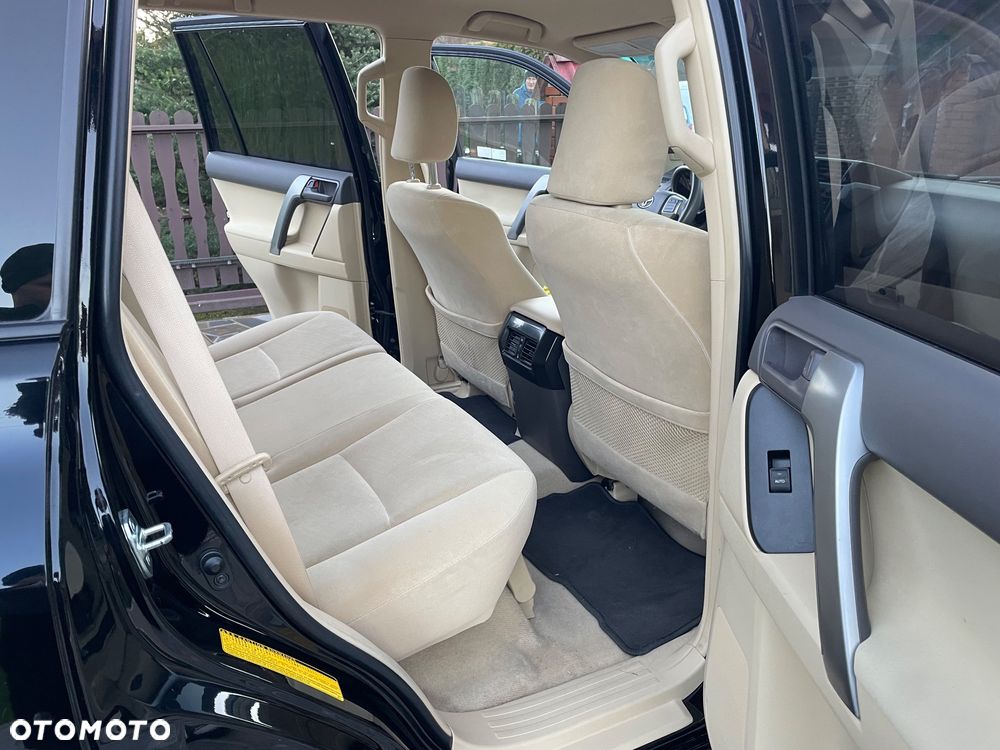 Toyota Land Cruiser LC 2.8 D-4D Prado - 11
