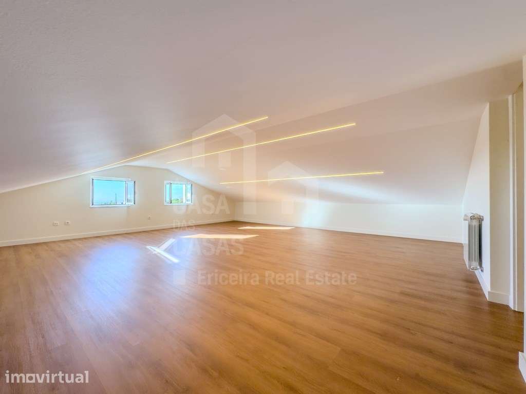 Vende Moradia T5 - Ericeira 12 km, A Casa das Casas - Grande imagem: 5/43