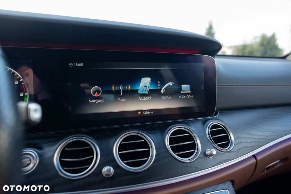 Mercedes-Benz Klasa E 300 de 9G-TRONIC AMG Line - 16