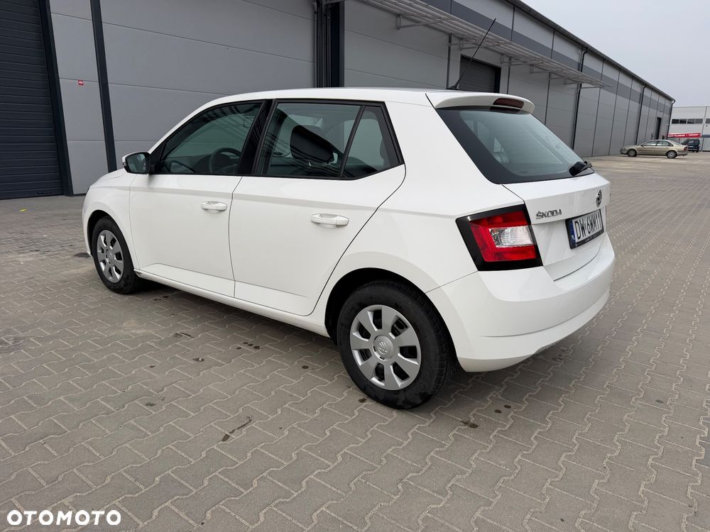 Skoda Fabia 1.2 TSI Active - 5
