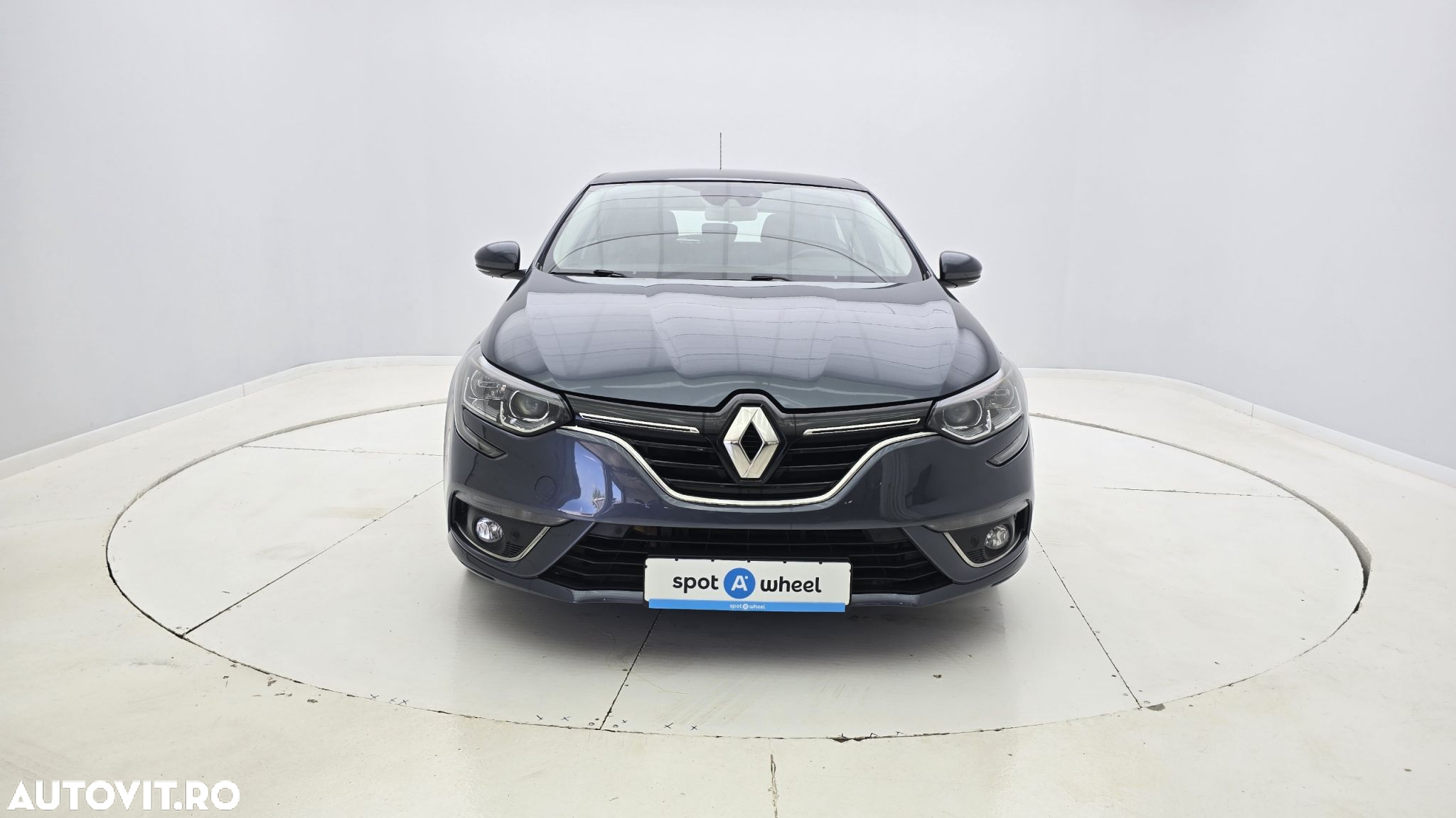 Renault Megane ENERGY dCi EDC Zen - 2