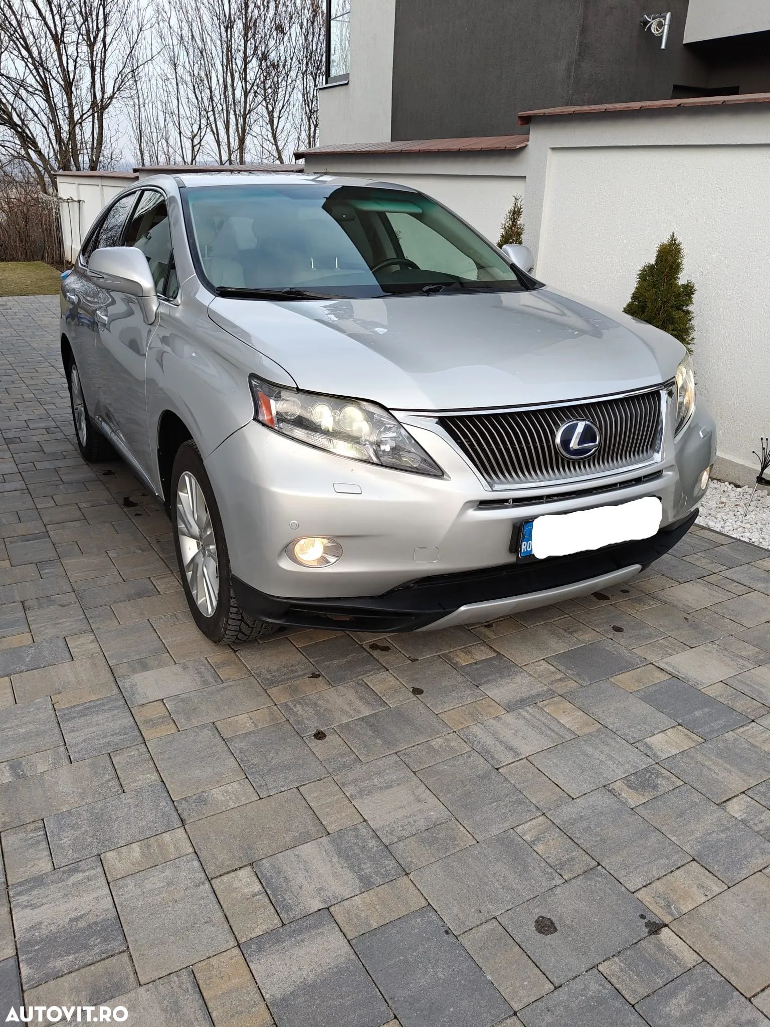 Lexus Seria RX 450h (hybrid) - 1