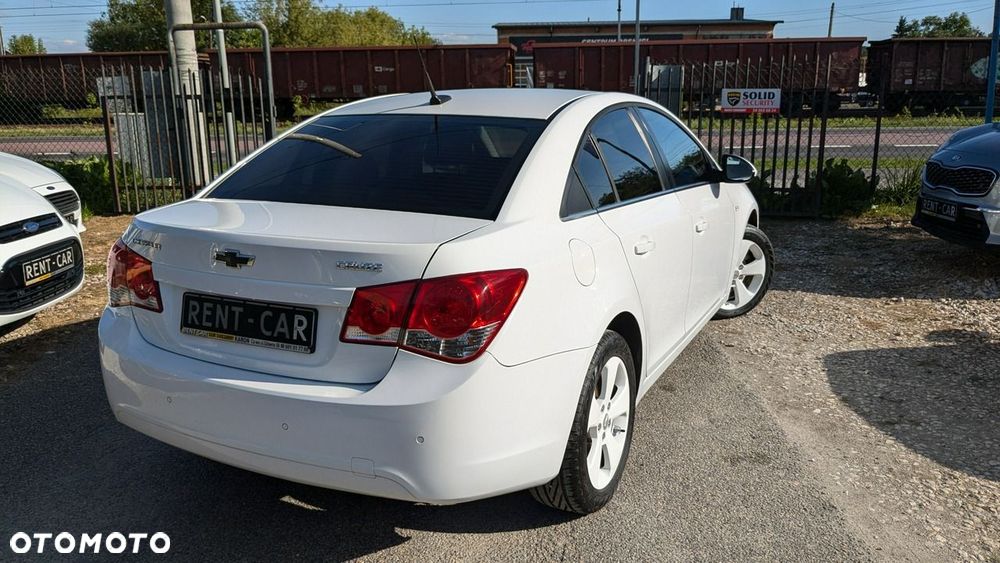 Chevrolet Cruze - 9
