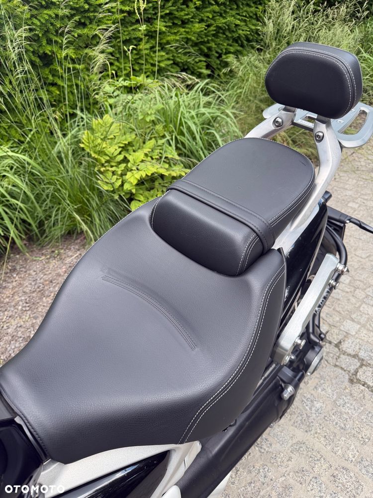 Triumph Rocket - 7