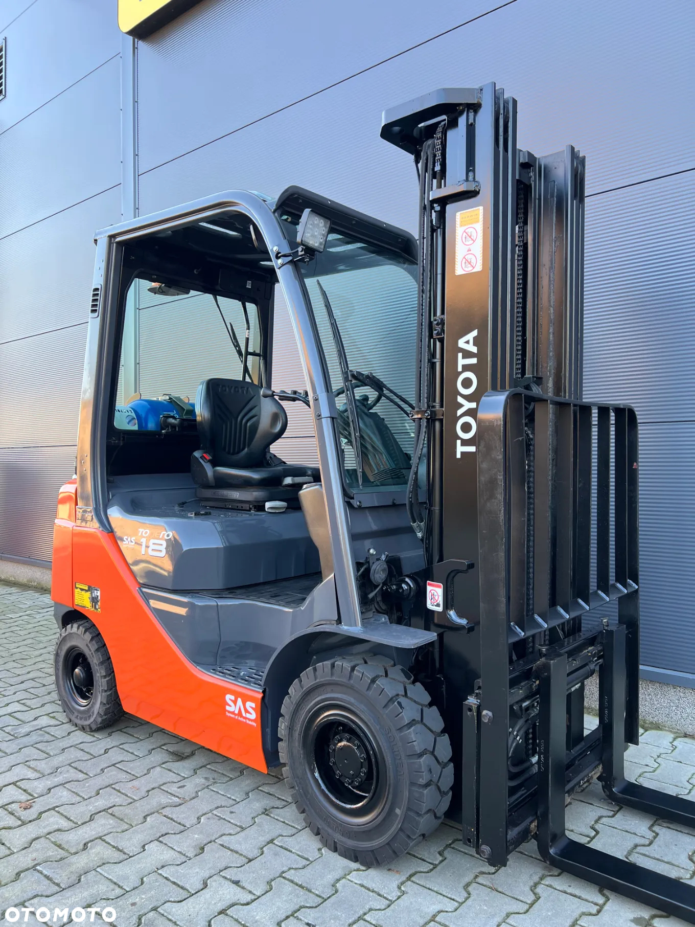 Toyota 02-8FGF18 - 3
