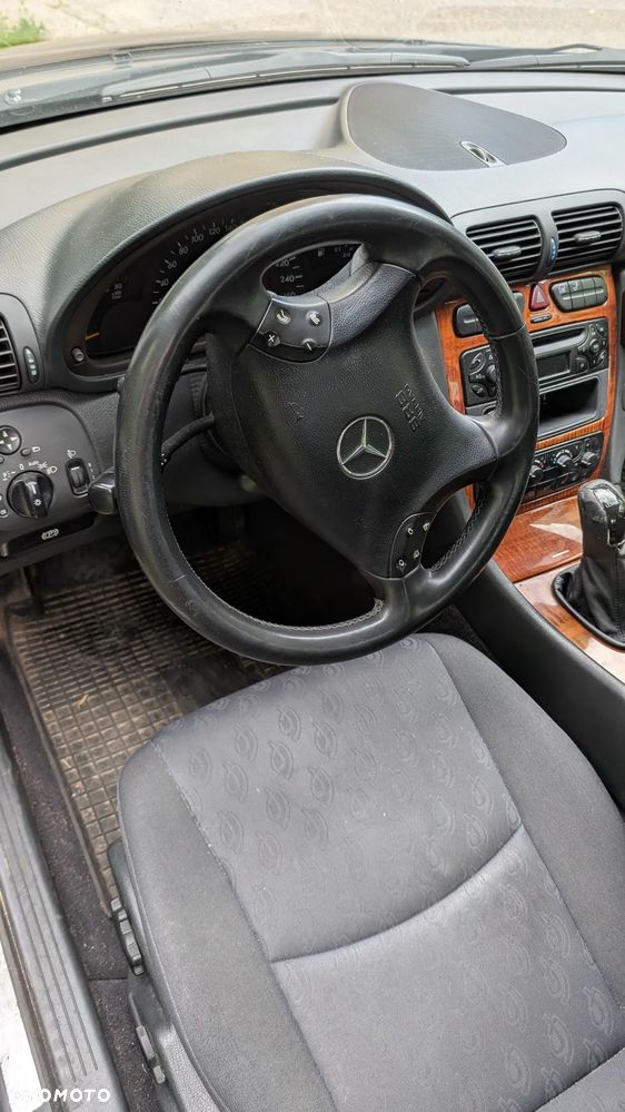 Mercedes-Benz Klasa C 200 CDI Classic - 9