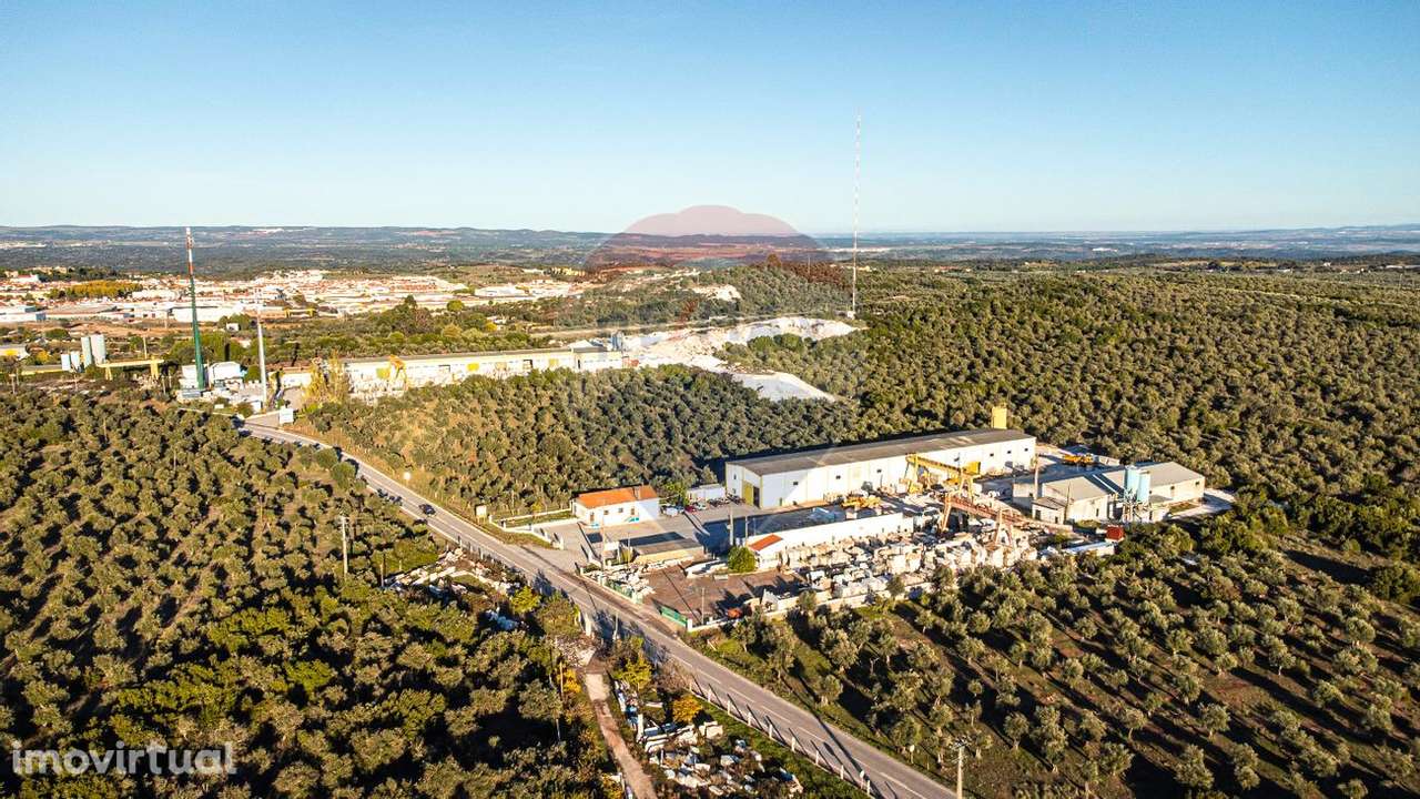 Terreno  para venda - Grande imagem: 2/8