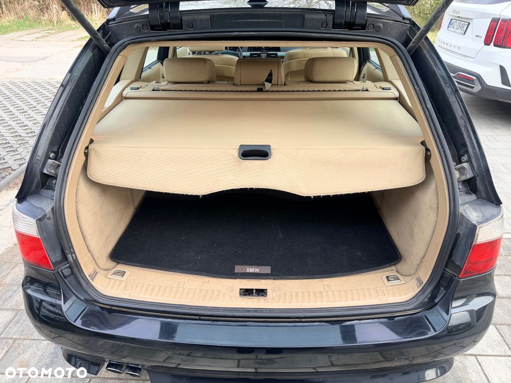 BMW Seria 5 525d - 18