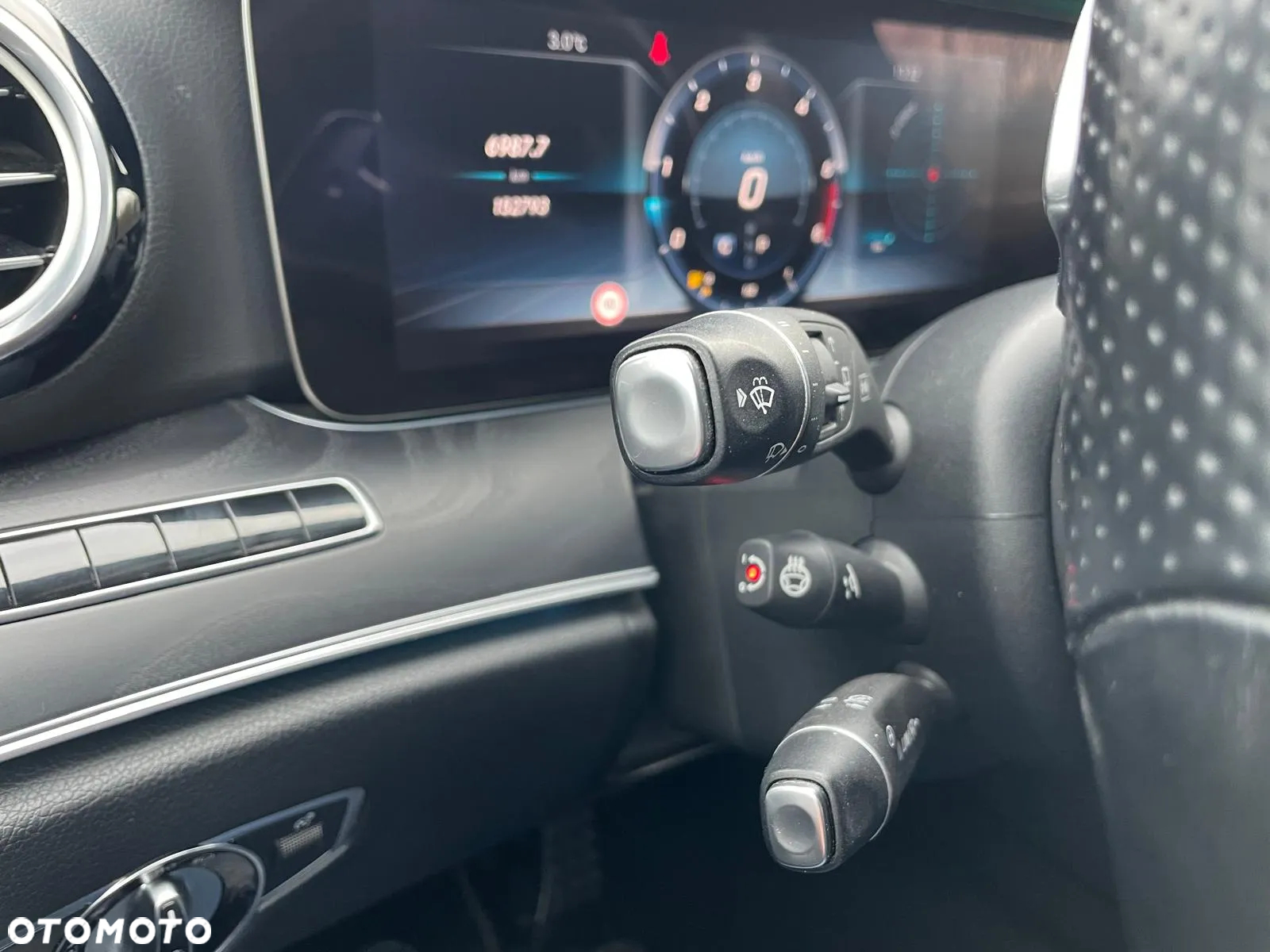 Mercedes-Benz Klasa E 350 d 4-Matic All-Terrain - 18