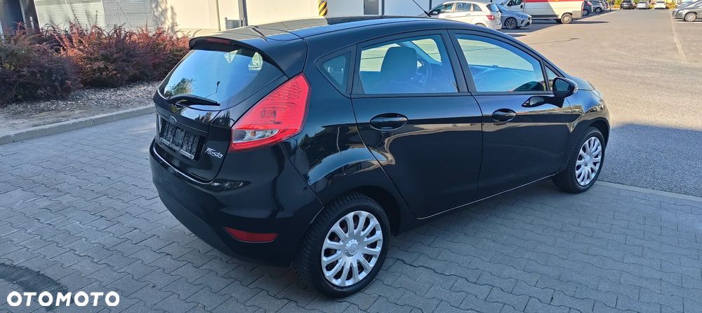 Ford Fiesta - 5