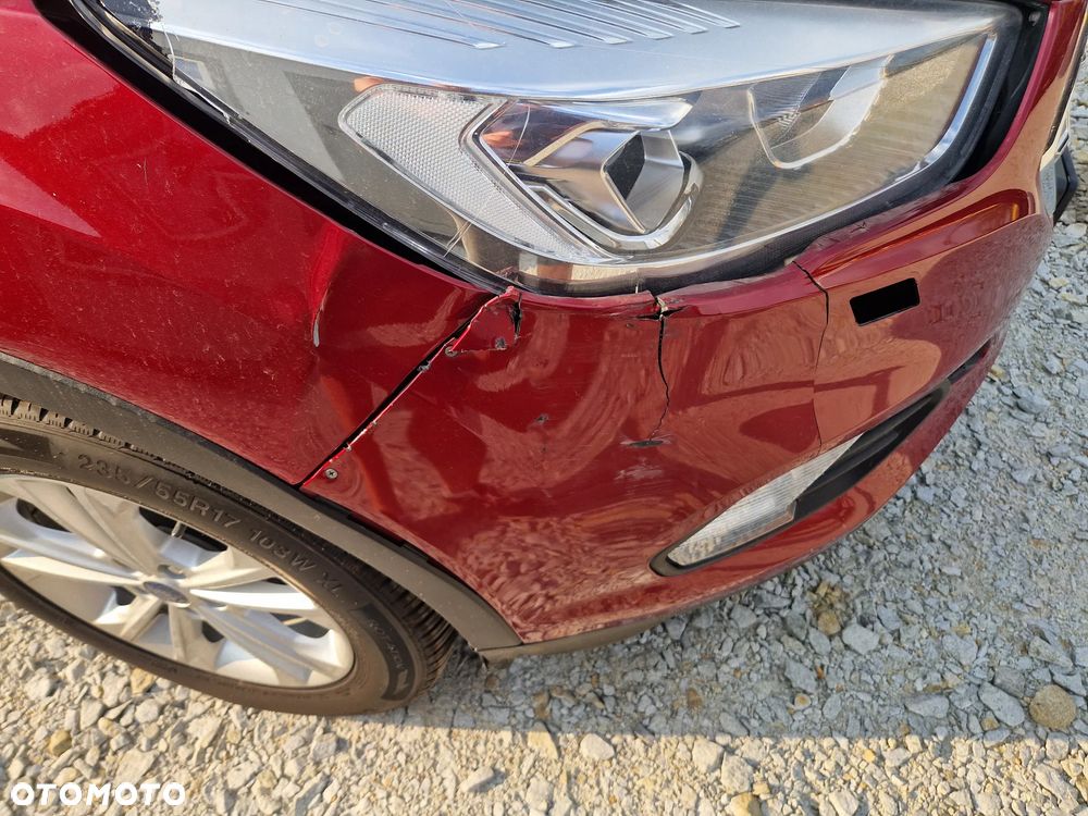 Ford Kuga 1.5 EcoBoost 2x4 Titanium - 5