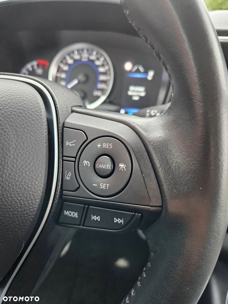 Toyota Corolla 1.8 Hybrid Comfort - 18