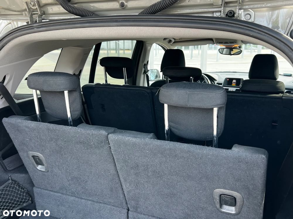 BMW Seria 2 218d Advantage - 15