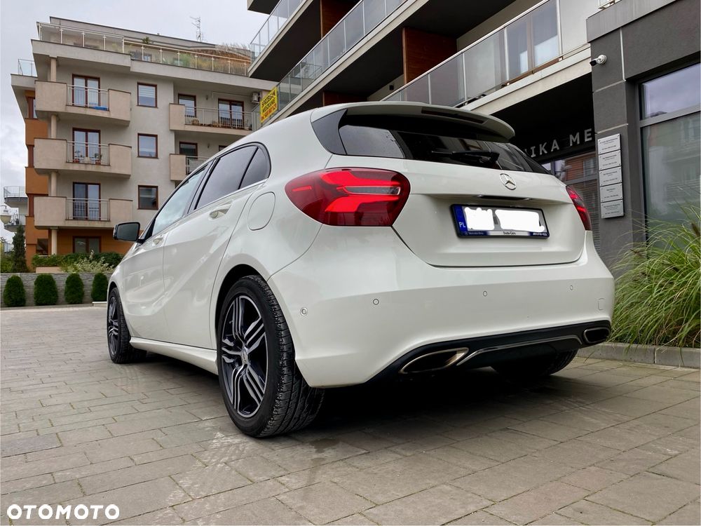 Mercedes-Benz Klasa A 180 7G-DCT Urban - 18