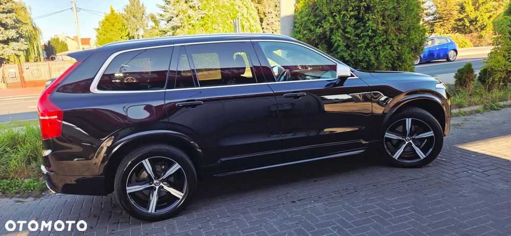 Volvo XC 90 D5 AWD Geartronic RDesign - 12