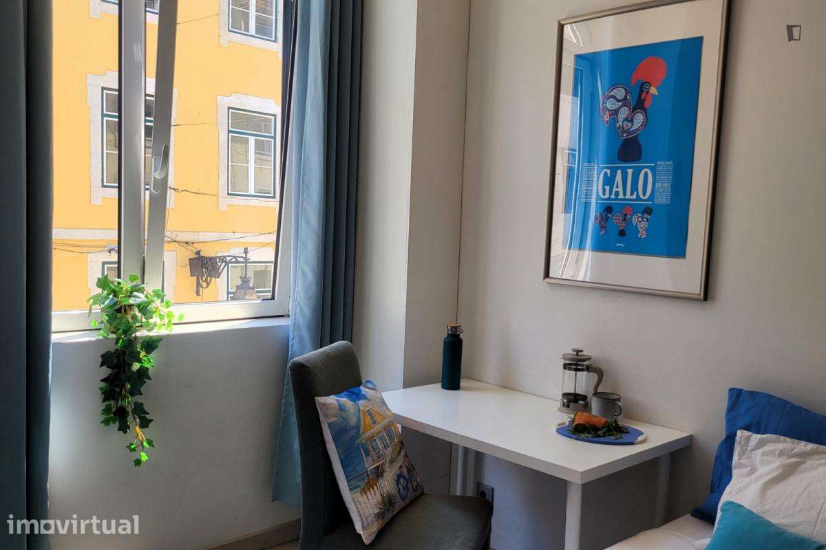 Quarto - localizado em Baixa Lisbon - Grande imagem: 4/12