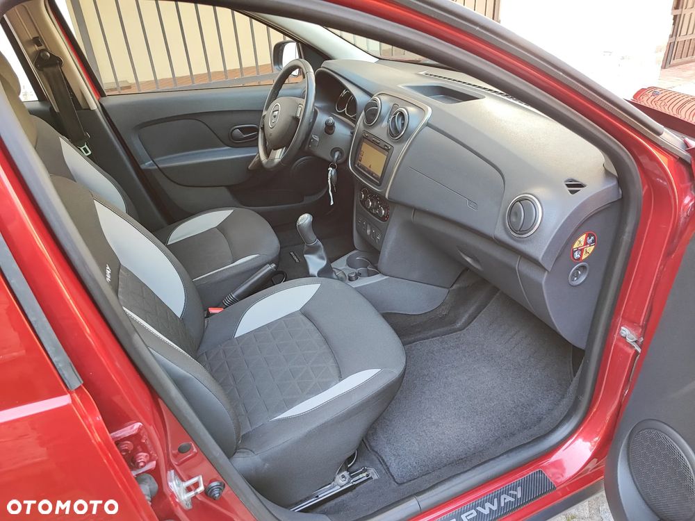 Dacia Sandero Stepway dCi 90 S&S Ambiance - 15