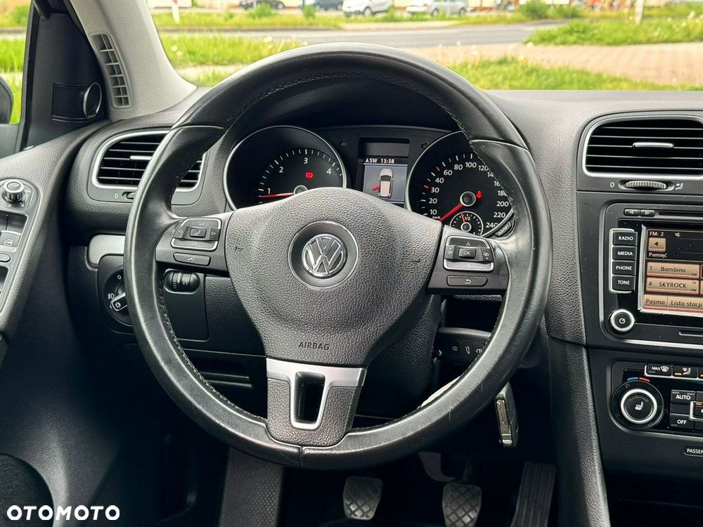 Volkswagen Golf 2.0 TDI 4Mot Highline - 23
