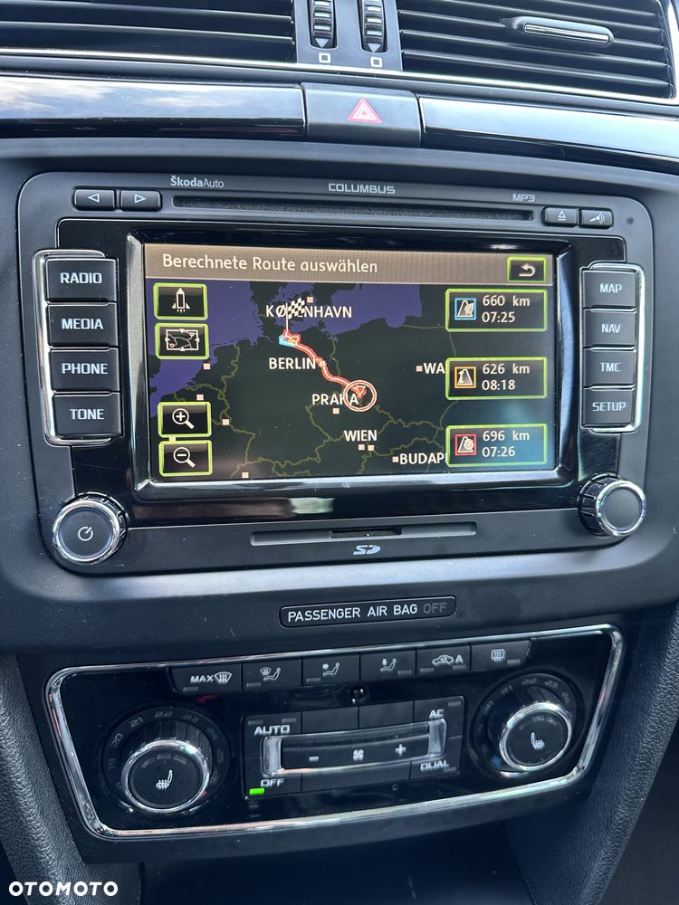 Skoda Superb 2.0 TDI DSG Exclusive - 27