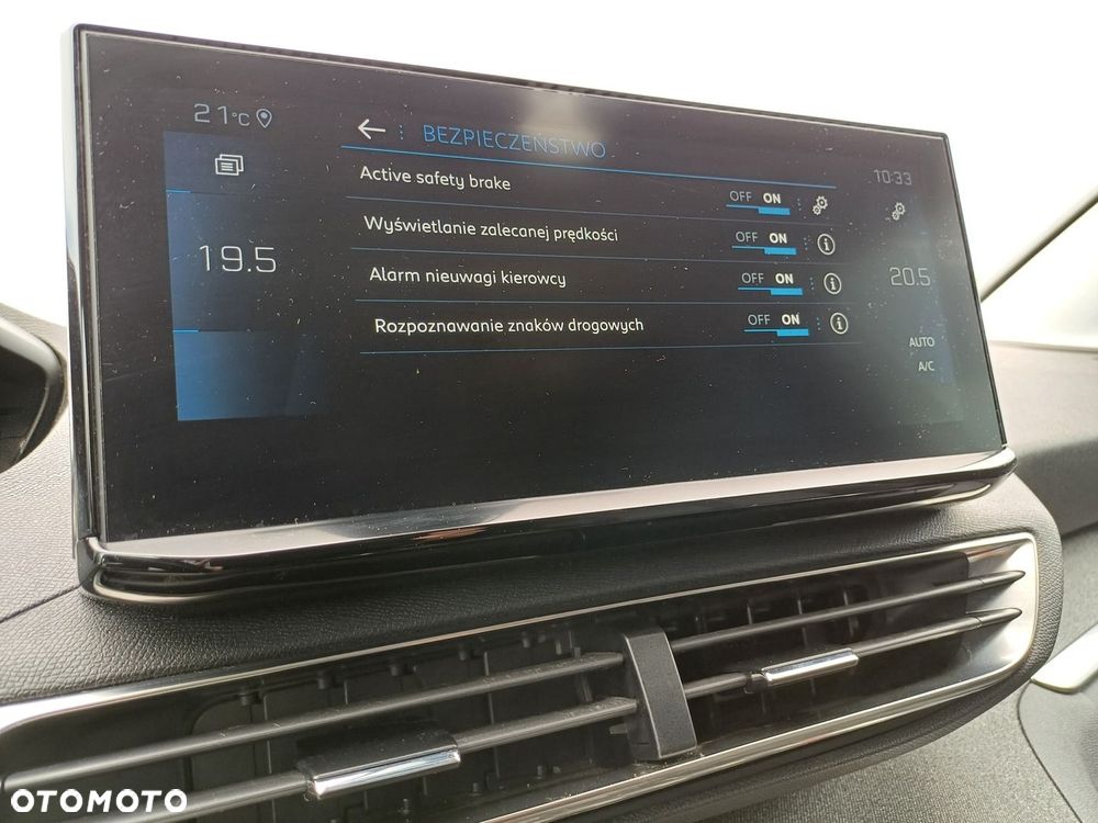 Peugeot 3008 - 22