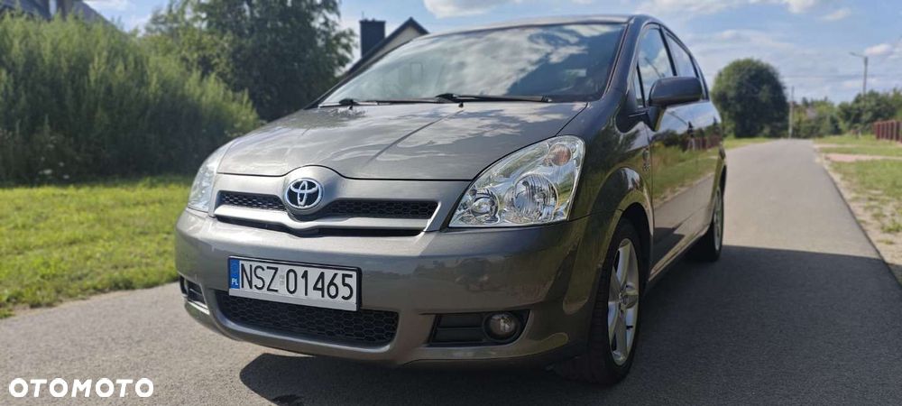Toyota Corolla Verso - 1