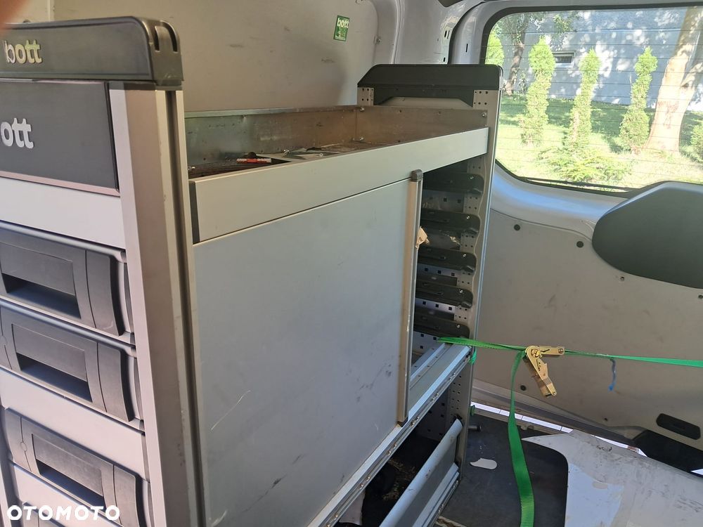 Ford Transit Custom - 16