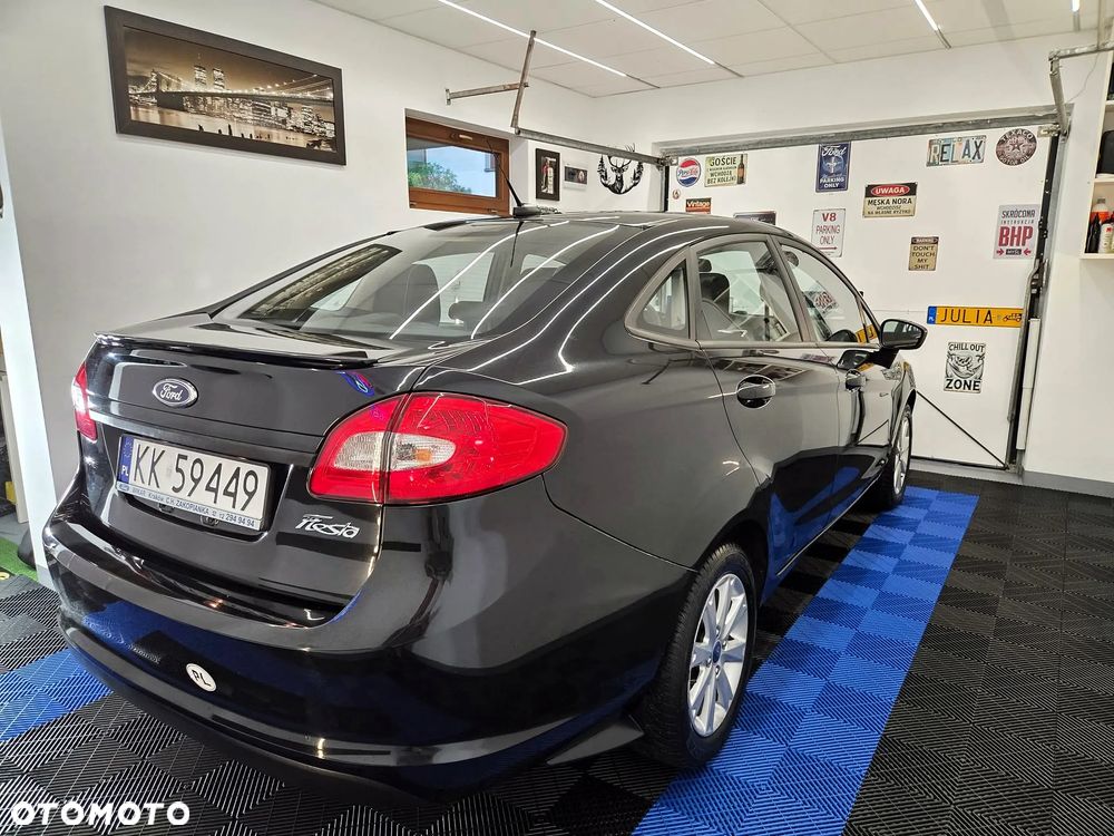 Ford Fiesta 1.6 Ti-VCT Titanium - 10