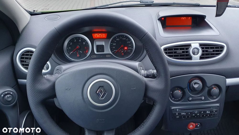 Renault Clio 1.2 16V Dynamique - 13