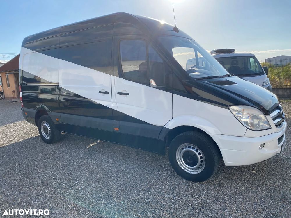 Mercedes-Benz SPRINTER - 6