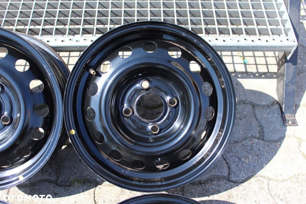 FORD FIESTA 14cali 4x108 ET37,5 5,5J - 3