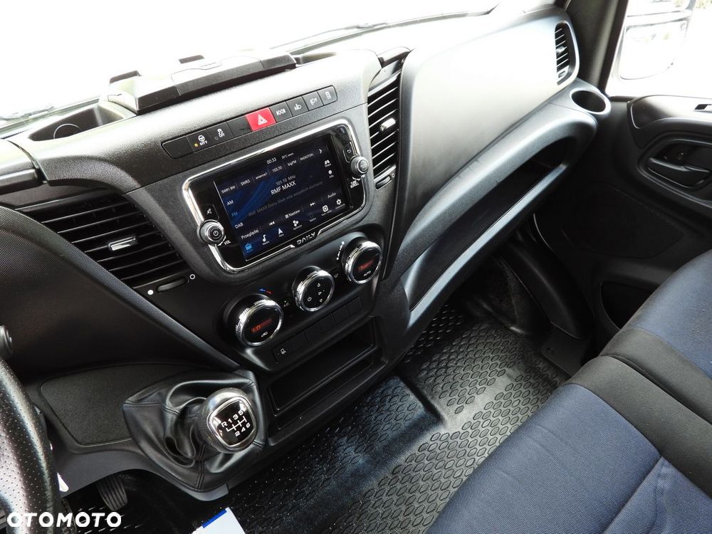 Iveco DAILY 35S18 PLANDEKA 10 PALET WEBASTO TEMPOMAT NAWIGACJA LEDY KLIMATYZACJA  180KM - 33