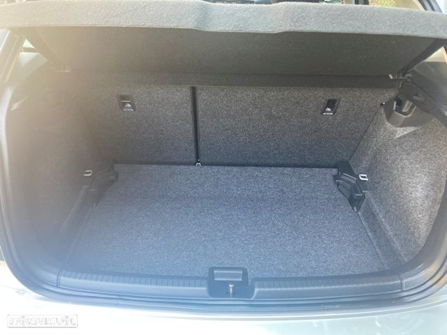 VW Polo 1.0 Trendline - 28